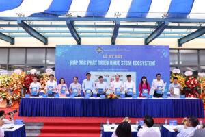 hệ sinh thái STEM
